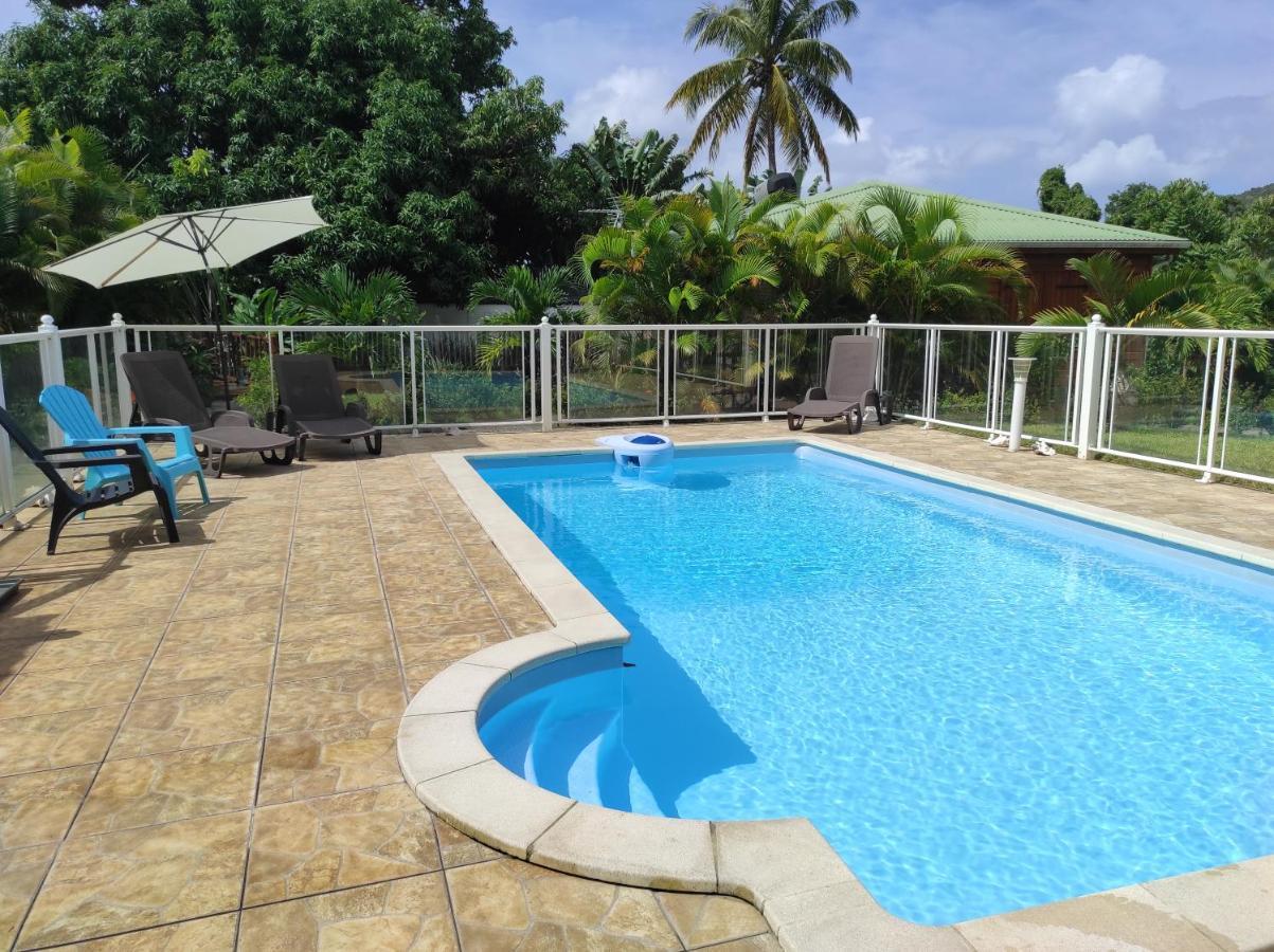 Le Tri Haut De Bellevue - Bungalow Colibri Pointe-Noire Extérieur photo